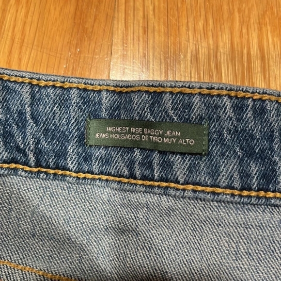 Wild fable distressed highest rise baggy jeans size 16 - Picture 5 of 6